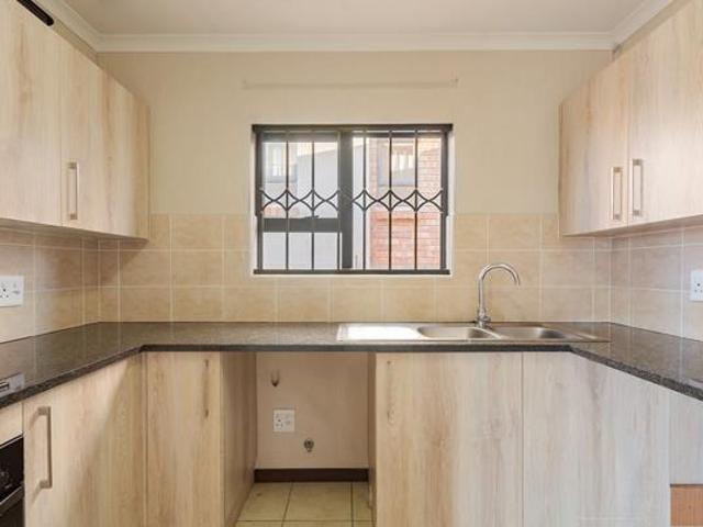 Townhouse for rent in Westonaria, Gauteng
