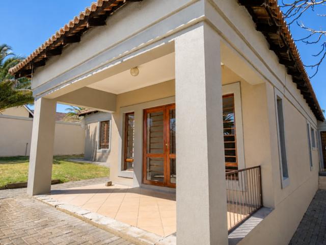 Townhouse for sale