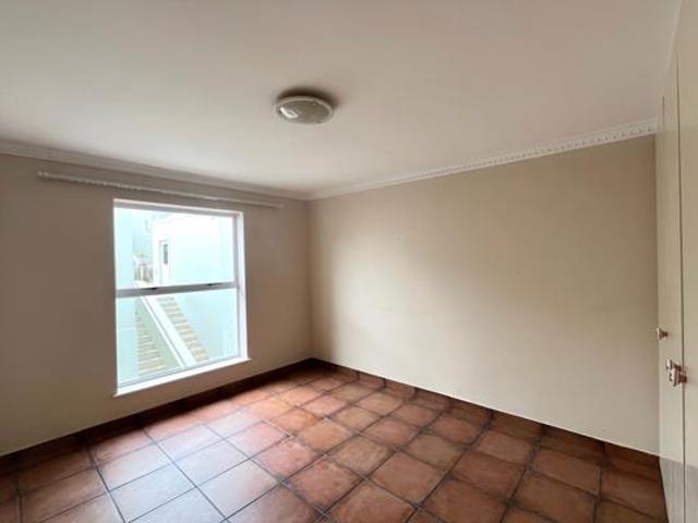 Townhouse for rent in Cape Town, Western Cape