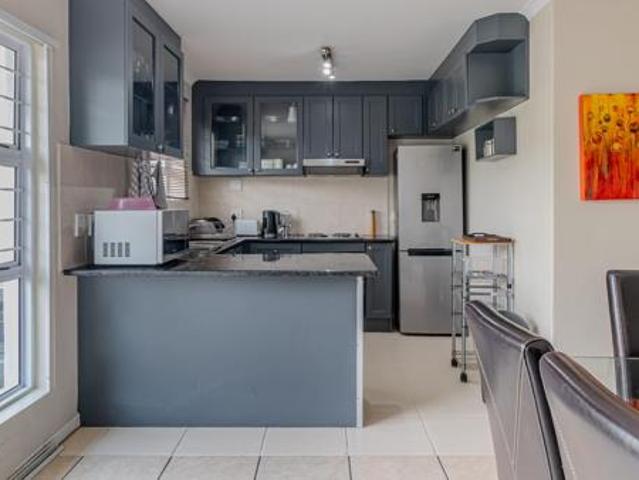 Townhouse for rent in Cape Town, Western Cape