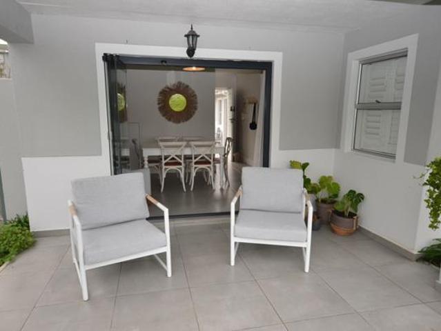 Townhouse for sale in Cape Town, Western Cape