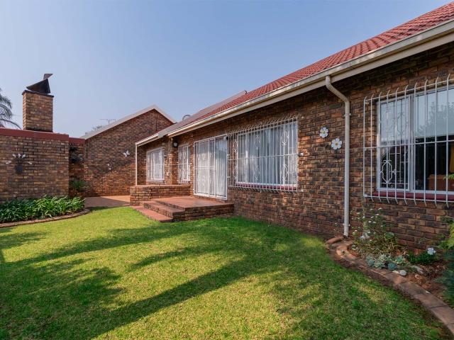 Townhouse for sale in Ekurhuleni, Gauteng