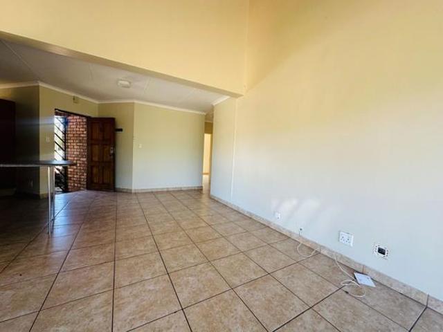 Townhouse for rent in UMhlathuze Municipality, Kwazulu-natal