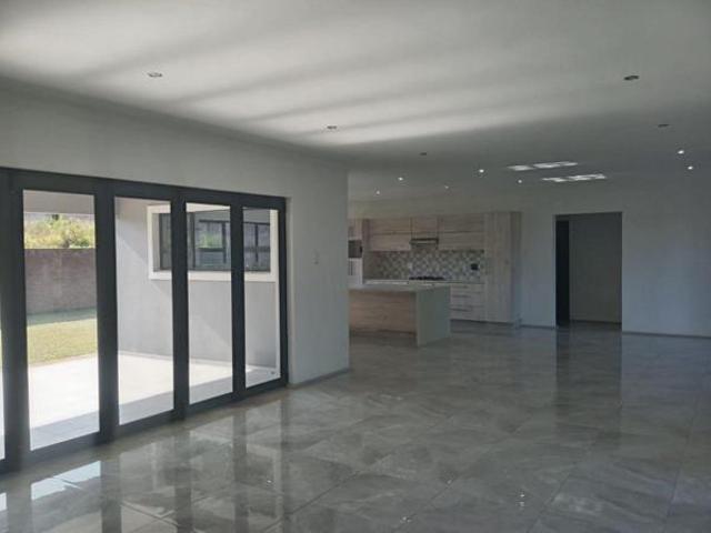 Townhouse for sale in Umgungundlovu, Kwazulu-natal