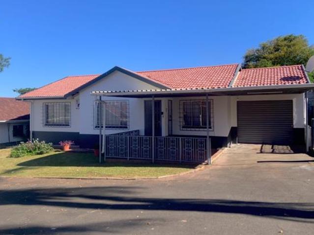 Townhouse for rent in Umgungundlovu, Kwazulu-natal
