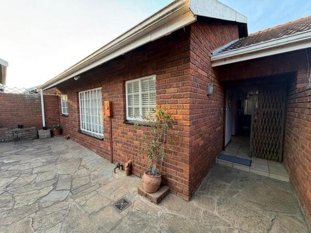 Townhouse for sale in Umgungundlovu, Kwazulu-natal