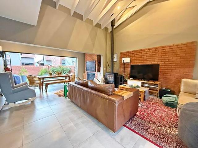 Townhouse for sale in Bloemfontein, Free State