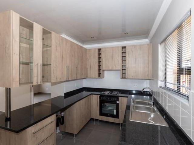 Townhouse for sale in Bloemfontein, Free State