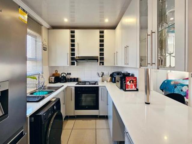 Townhouse for sale in Bloemfontein, Free State