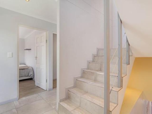 Townhouse for rent in Cape Town, Western Cape