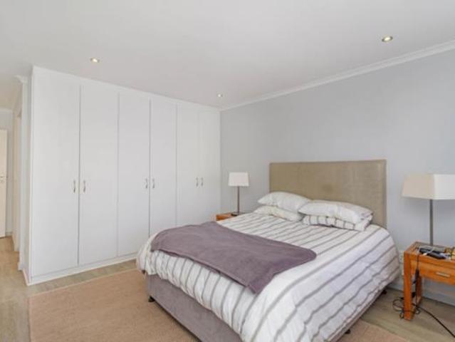 Townhouse for rent in Cape Town, City of Cape Town