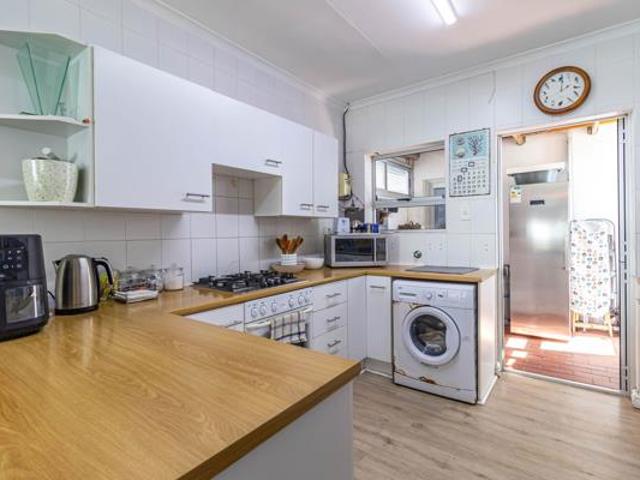 Townhouse for sale in Port Elizabeth, Eastern Cape