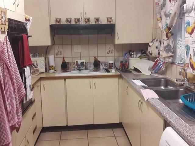 Townhouse for sale in Tlhabane, North West