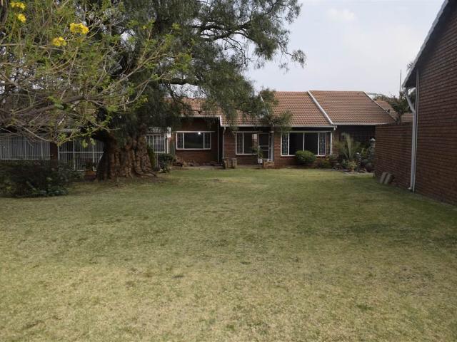 Townhouse for sale in Ekurhuleni, Gauteng