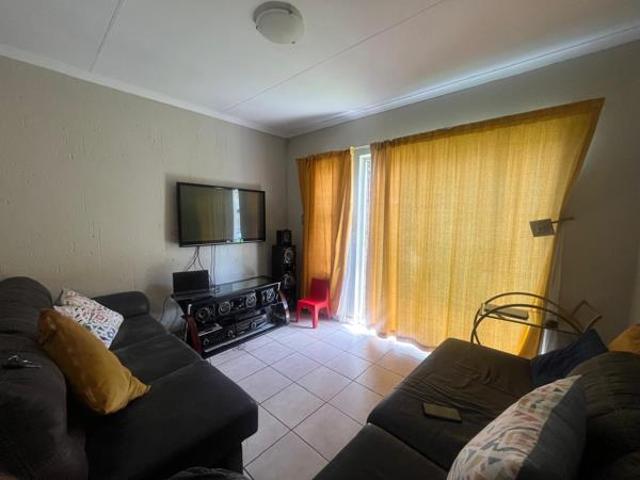 Townhouse for sale in Sedibeng, Gauteng