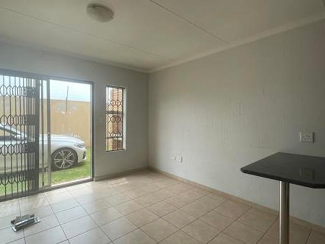 Townhouse for sale in Sedibeng, Gauteng