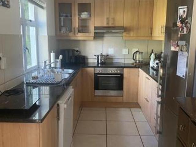 Townhouse for rent in Durbanville, Western Cape