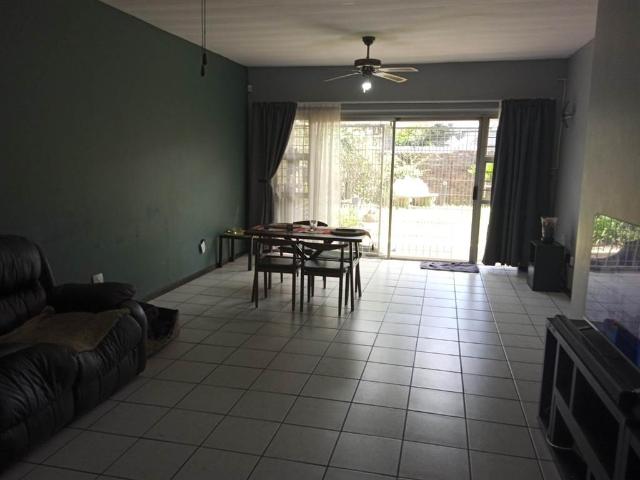 Townhouse for sale in Ekurhuleni, Gauteng