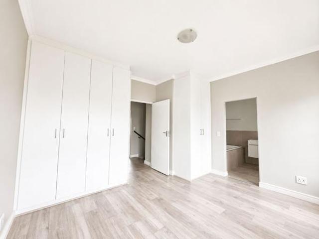 Townhouse for rent in Cape Town, Western Cape