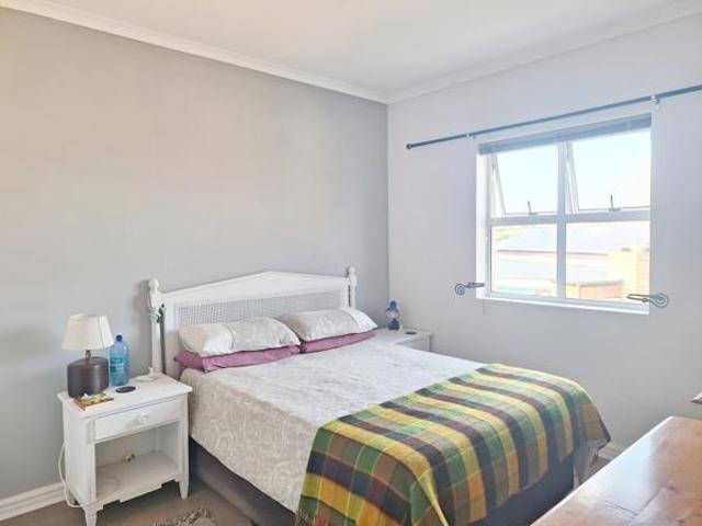 Townhouse for rent in Cape Town, Western Cape