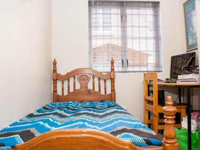 Townhouse for rent in Cape Town, Western Cape