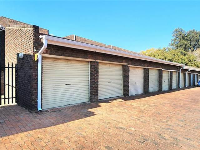 Townhouse for sale in Ekurhuleni, Gauteng