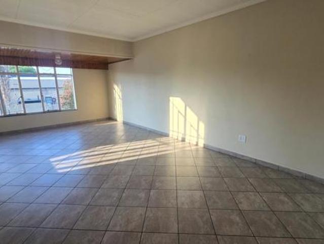 Townhouse for rent in Jansenpark, City of Ekurhuleni Metropolitan Municipality