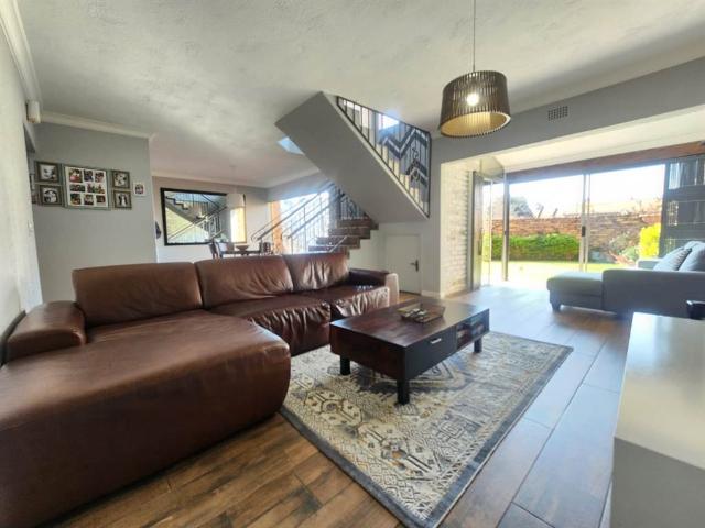 Townhouse for sale in Ekurhuleni, Gauteng