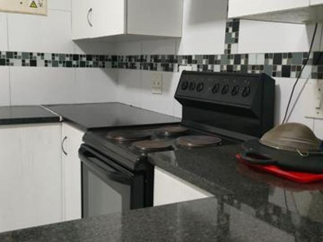 Townhouse for rent in Vosloorus, Gauteng