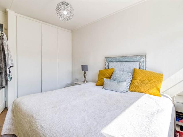 Townhouse for sale in Johannesburg, North & Sandton