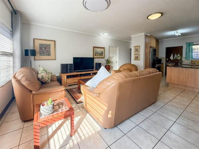 Townhouse for sale in Ekurhuleni, Gauteng