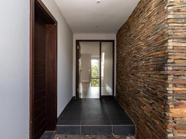 Townhouse for sale in Princess Grant, Kwazulu-natal