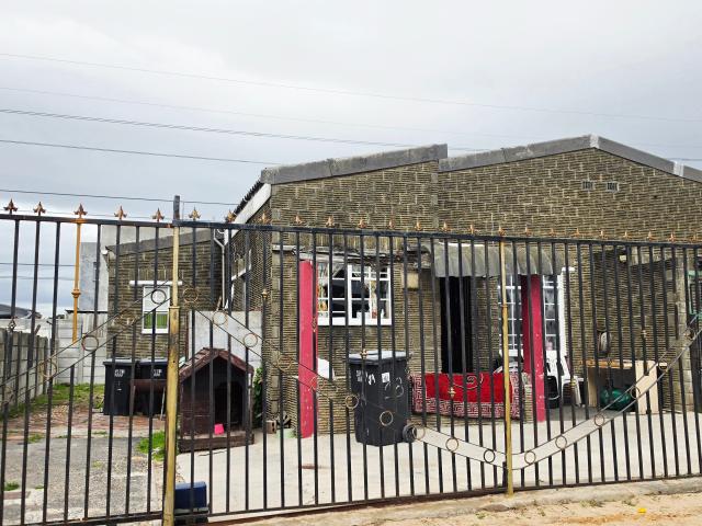 Townhouse for sale in Cape Town, Western Cape