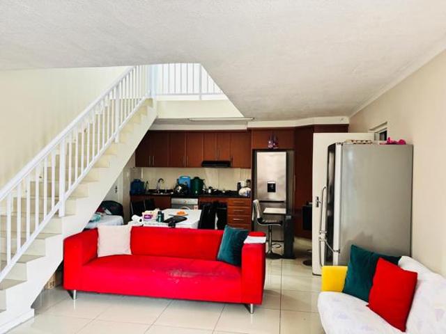 Townhouse for sale in Verulam, eThekwini Metropolitan Municipality