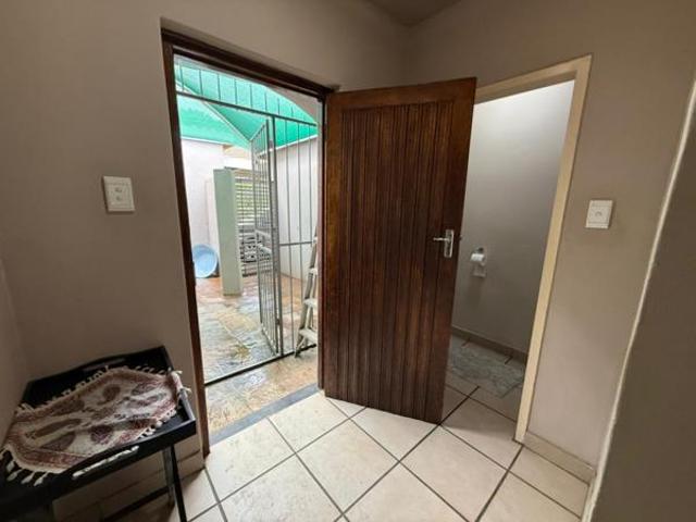 Townhouse for sale in Hartbeespoort Dam Nature Reserve, North West