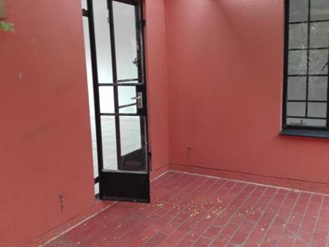 Townhouse for rent in Vosloorus, Gauteng