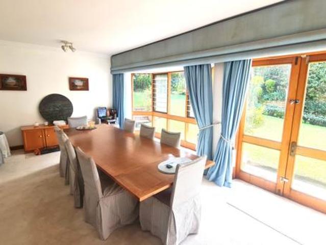 Townhouse for rent in Waterkloof, Gauteng