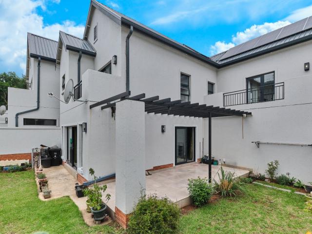 Townhouse for sale in Alexandra, Gauteng