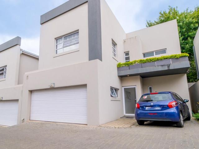 Townhouse for sale in Alexandra, Gauteng