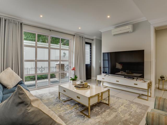 Townhouse for sale in Sandton, City of Johannesburg Metropolitan Municipality