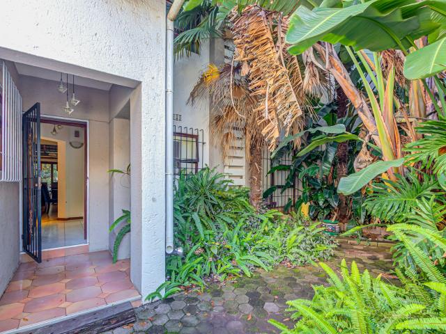 Townhouse for sale in Alexandra, Gauteng