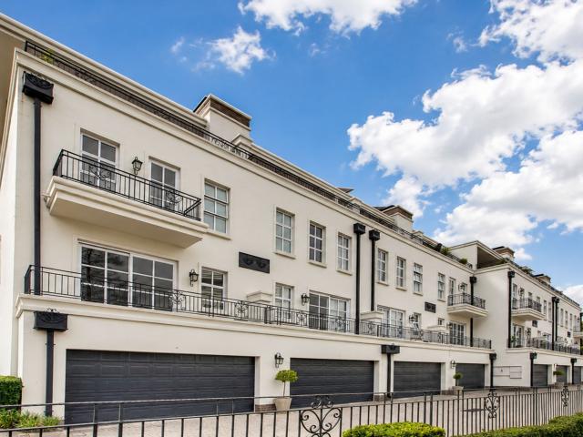Townhouse for sale in Alexandra, Gauteng