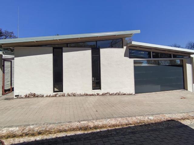 Townhouse for rent in Alexandra, Gauteng