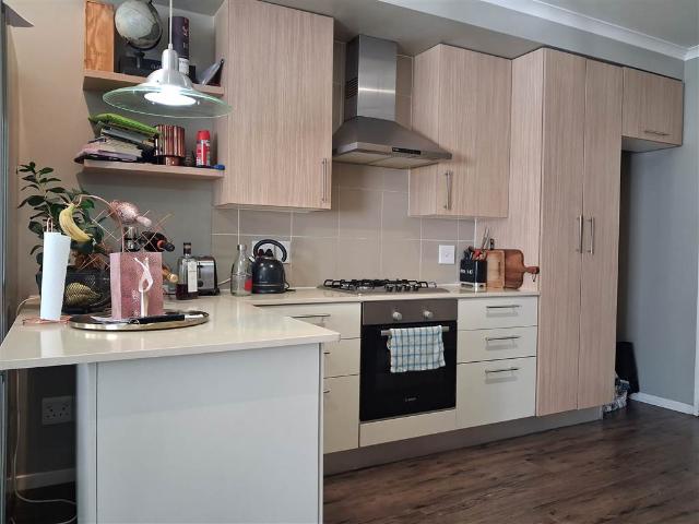 Townhouse for rent in Johannesburg, North & Sandton