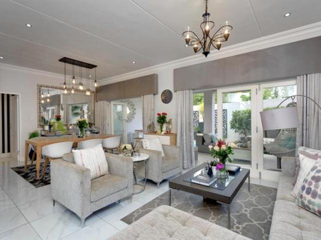 Townhouse for rent in Vosloorus, Gauteng