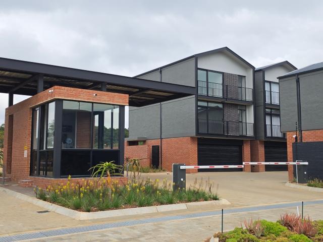 Townhouse for sale in Waterkloof, Gauteng