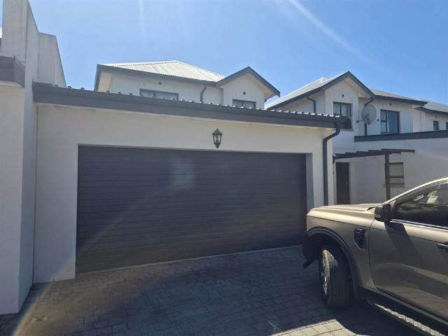 Townhouse for sale in Cape Town