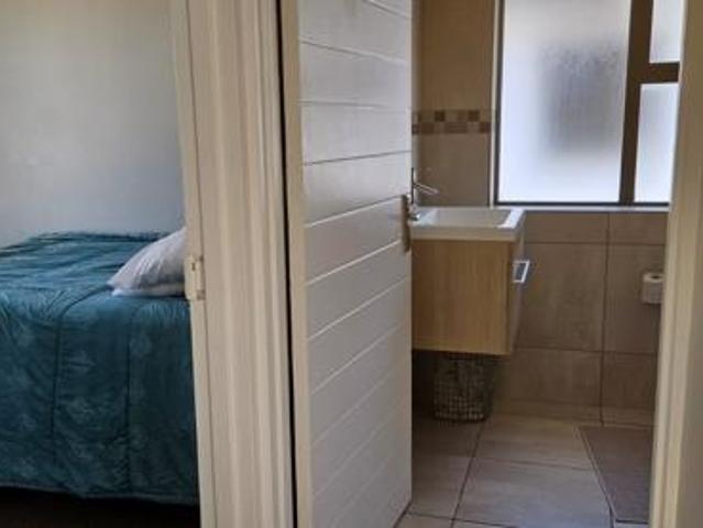 Townhouse for rent in Cape Town, Western Cape