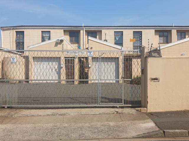 Townhouse for sale in Seaview, Kwazulu-natal