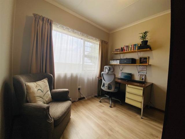 Townhouse for sale in Frances Baard, Northern Cape